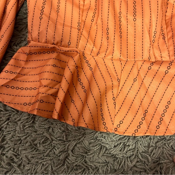 SHEIN flowy orange blouse - Picture 6 of 6
